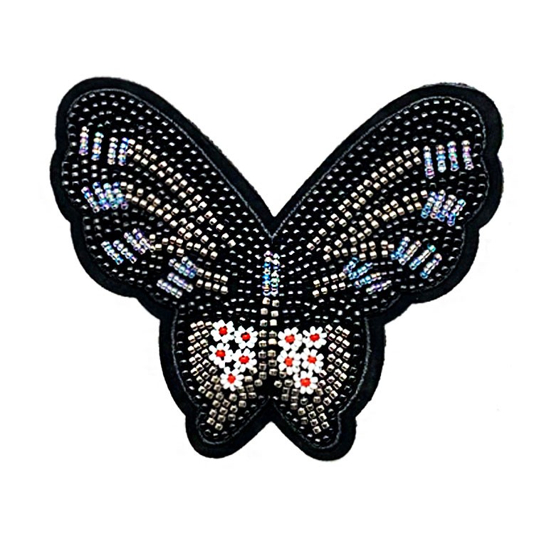 源頭廠家批發定做蝴蝶繡花章布貼服裝箱包鞋帽釘珠補丁貼可定制