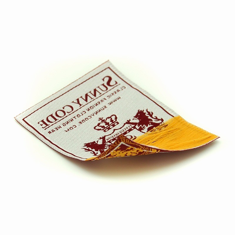 服裝織嘜布標直接接觸人體有傷害嗎？